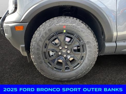 New 2025 Ford Bronco Sport Outer Banks w/ Sasquatch Outer Banks Package AWD/4WD image 14
