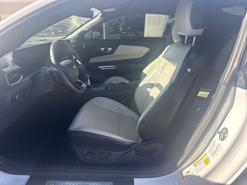 Used 2024 Ford Mustang GT Premium image 24