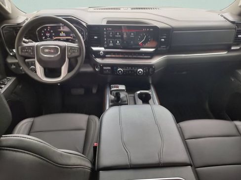 Used 2024 GMC Sierra 1500 SLT AWD/4WD image 9