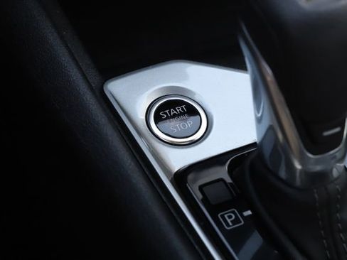Used 2025 Nissan Altima 2.5 SV FWD image 27