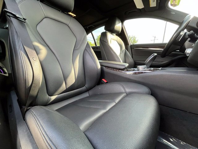 Used 2019 BMW 530i xDrive w/ Convenience Package AWD/4WD image 32