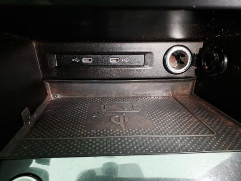 Used 2021 Volkswagen Tiguan SEL FWD image 23