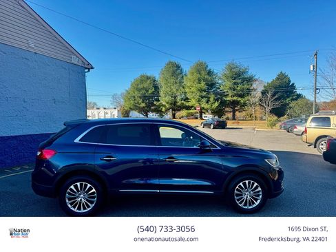 Used 2017 Lincoln MKX Select w/ Select Plus Package AWD/4WD image 7