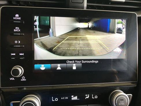 Used 2019 Honda Insight Touring image 16