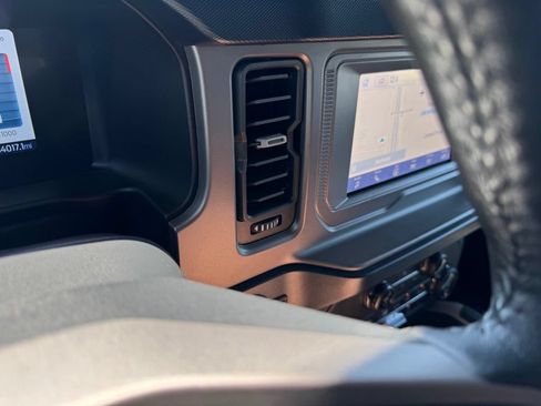 Used 2022 Ford Bronco Outer Banks AWD/4WD image 31