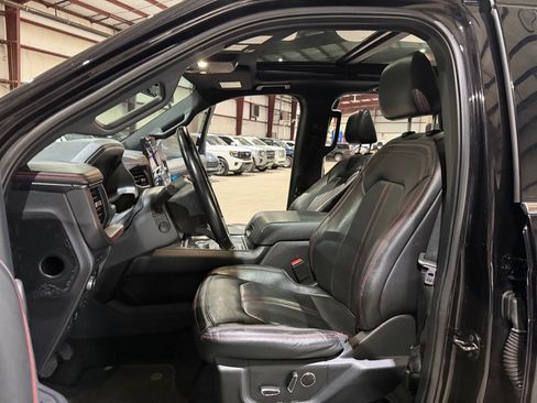 Used 2022 Ford Expedition Max Limited AWD/4WD image 14