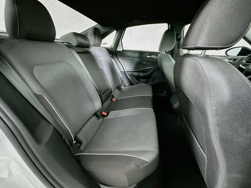 Used 2025 Volkswagen Jetta Sport FWD image 28