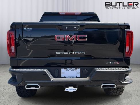 Used 2022 GMC Sierra 1500 AT4 w/ AT4 Preferred Package AWD/4WD image 5