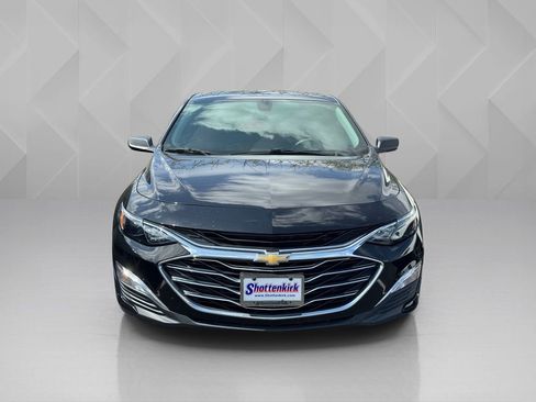 Used 2022 Chevrolet Malibu LS image 2