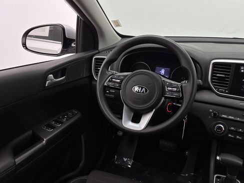 Used 2021 Kia Sportage LX w/ LX Fwd Popular Package image 27