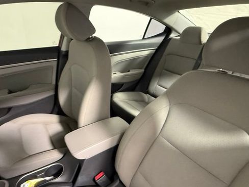 Used 2017 Hyundai Elantra SE w/ SE A/T Tech Package 03 FWD image 29
