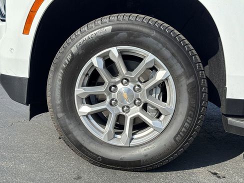 New 2026 Chevrolet Tahoe LT w/ LPO, Dark Essentials Package image 5