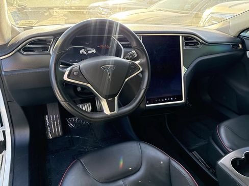 Used 2013 Tesla Model S Performance RWD image 8