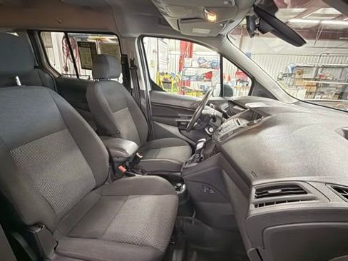 Used 2017 Ford Transit Connect XL FWD image 21