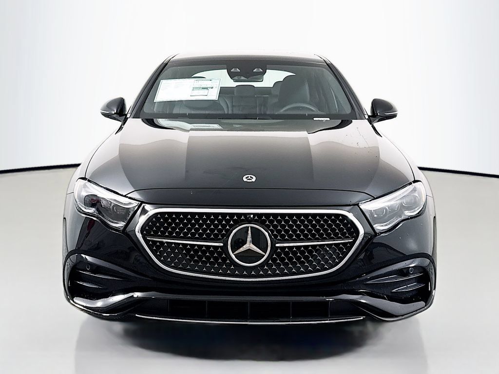 Used 2026 Mercedes-Benz E 350 4MATIC Sedan image 2