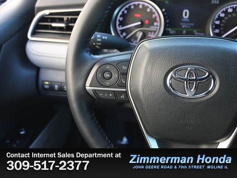 Used 2023 Toyota Camry XLE w/ Navigation Package image 11