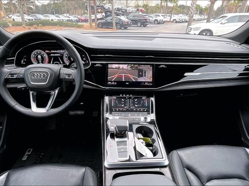 Used 2021 Audi Q8 Premium Plus w/ Premium Plus Package image 15