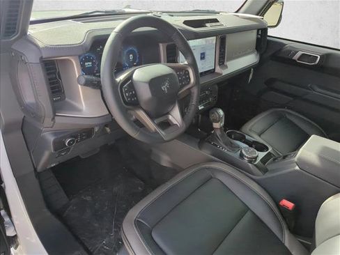 New 2026 Ford Bronco Outer Banks AWD/4WD image 3