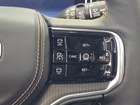 New 2025 Jeep Grand Wagoneer Series III w/ Rear Seat Video Group 1 image 35