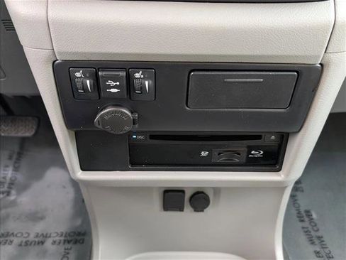 Used 2020 Toyota Sienna XLE Premium image 10