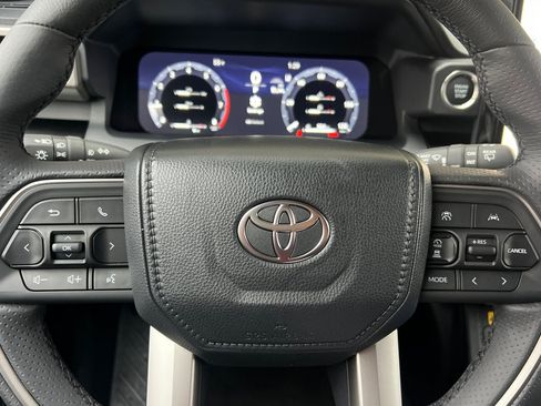 New 2026 Toyota 4Runner 4WD image 97