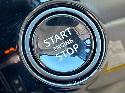 New 2026 Land Rover Range Rover Sport SV image 32