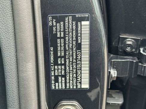 New 2025 Porsche Macan image 46