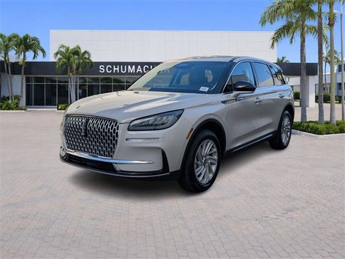 Used 2023 Lincoln Corsair FWD w/ Towing Package image 3