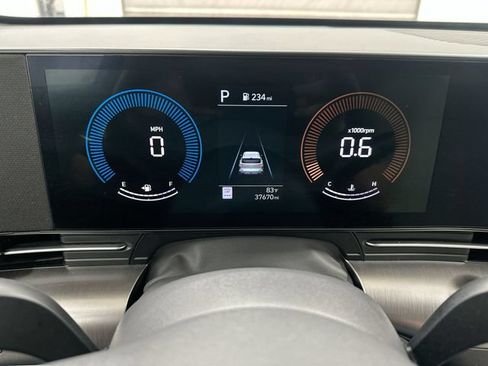 Used 2025 Hyundai Kona SEL AWD/4WD image 11