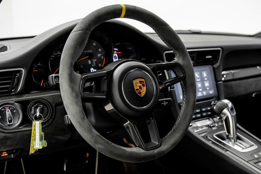 Used 2018 Porsche 911 GT2 RS RWD image 17