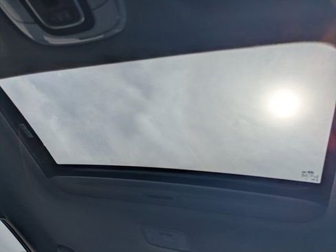 Used 2024 Hyundai Elantra SEL w/ Convenience Package image 28