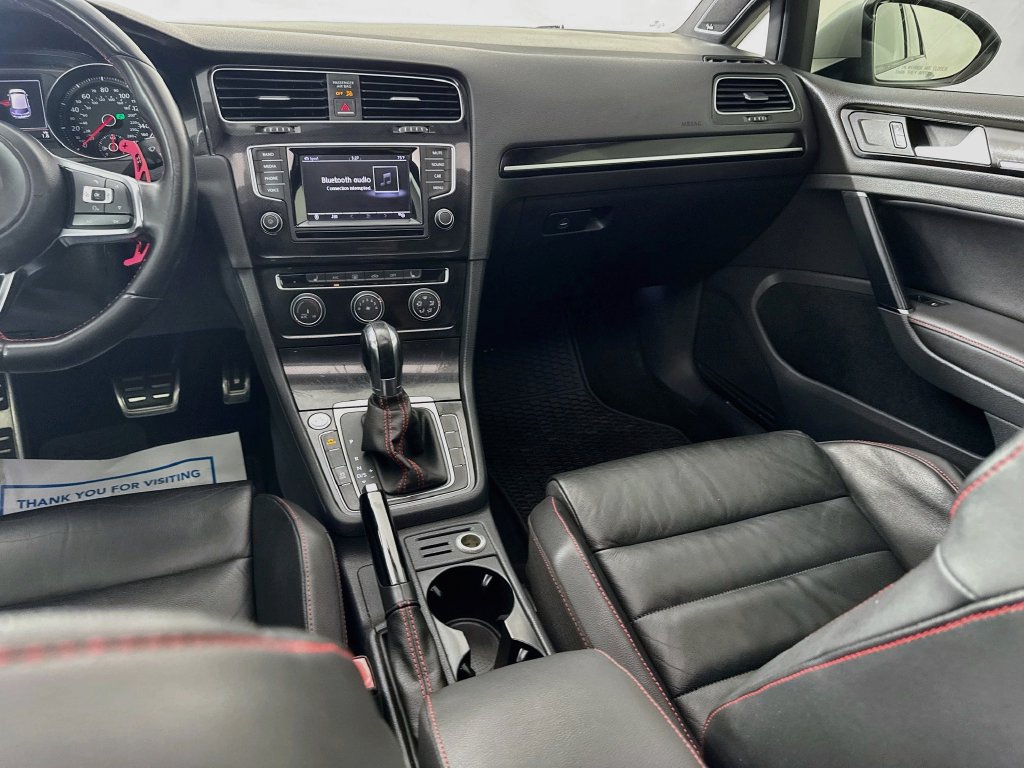 Used 2015 Volkswagen GTI SE FWD image 27