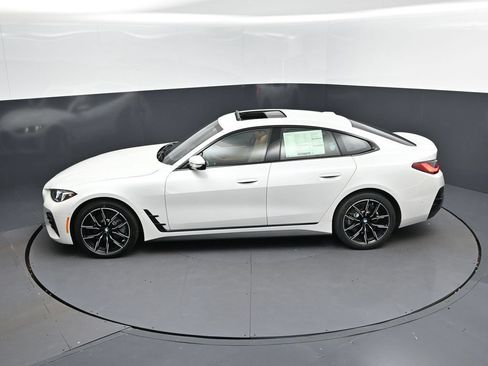 New 2026 BMW 430i w/ M Sport Package RWD image 32
