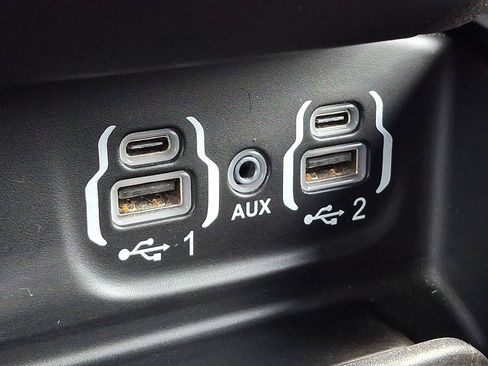 Used 2023 RAM 1500 Big Horn AWD/4WD image 25