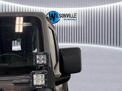 Used 2018 Jeep Wrangler Unlimited Sport S AWD/4WD image 18