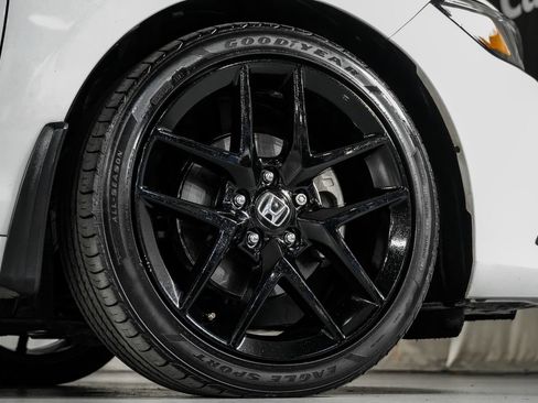 Used 2023 Honda Civic Sport image 49