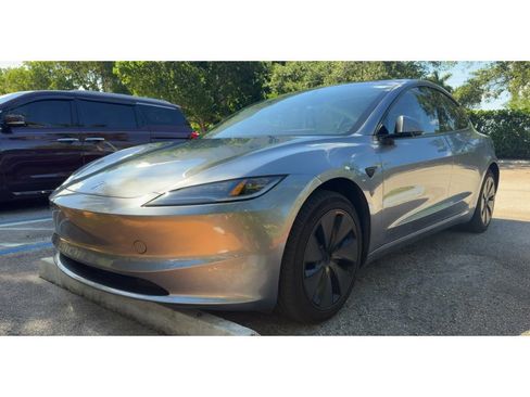 Used 2025 Tesla Model 3 Long Range RWD image 1