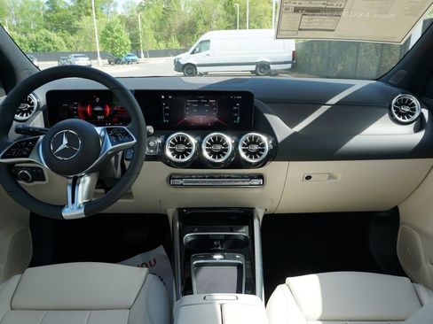 New 2026 Mercedes-Benz GLA 250 image 22