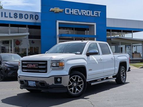 Used 2014 GMC Sierra 1500 SLT w/ All-Terrain Package AWD/4WD image 2