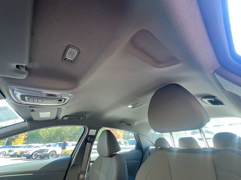 New 2026 Hyundai Elantra Sport image 29