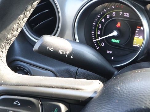 Used 2023 Jeep Wrangler Unlimited w/ Cold Weather Group image 22