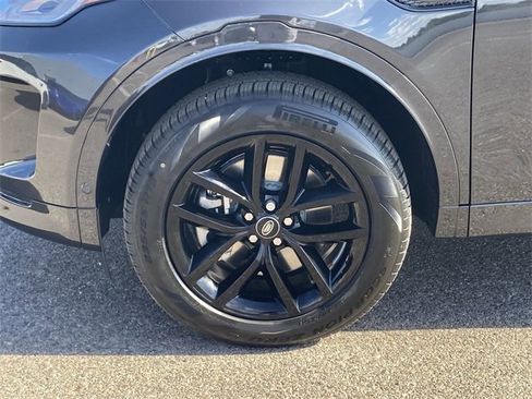 New 2025 Land Rover Discovery Sport S image 21