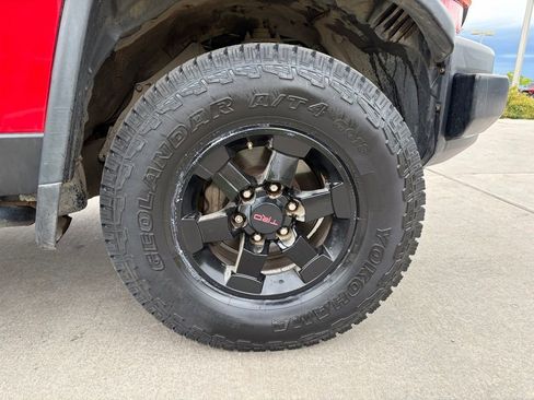 Used 2012 Toyota FJ Cruiser 4WD w/ Trail Teams Special Edition image 8