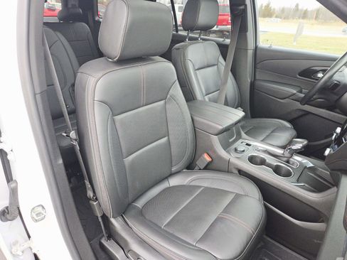 Used 2022 Chevrolet Traverse RS w/ LPO, Floor Liner Package image 19