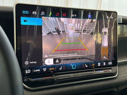 New 2026 Volkswagen Tiguan S FWD image 24