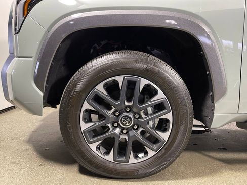 Used 2024 Toyota Tundra Limited image 11