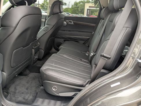 Used 2025 Genesis GV80 2.5T Advanced AWD/4WD image 12