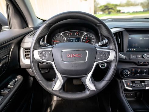 Certified 2024 GMC Terrain SLE image 12