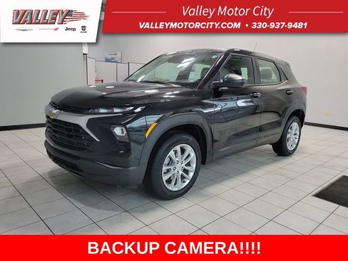 Used 2024 Chevrolet TrailBlazer LS image 1