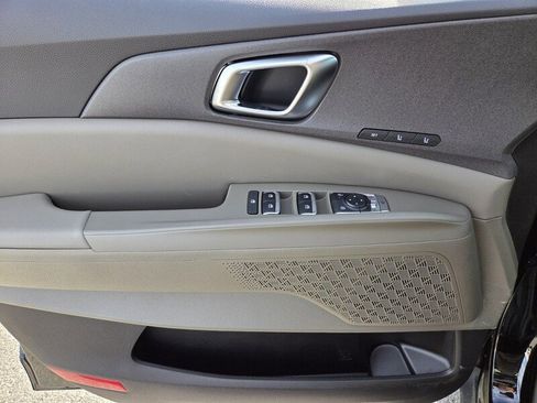 New 2026 Kia Carnival SX FWD image 11